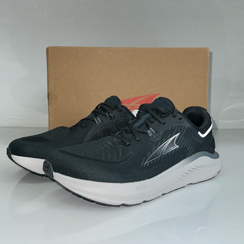 Altra Men Paradigm 7